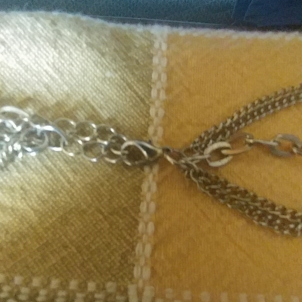 Necklace & Earring Set - Picture 2 of 4